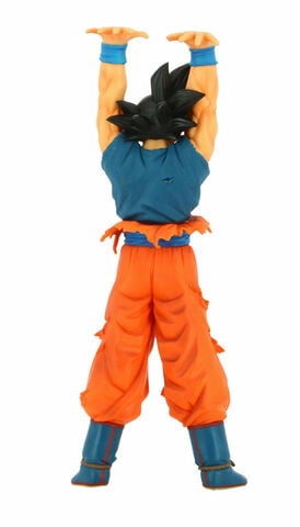 Figurine Sculture - Dragon Ball Super - Son Goku En Train De Réaliser Un Genkida